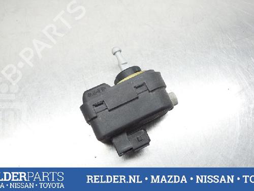 Used Headlight adjuster motor NISSAN MICRA III (K12) 1.2 16V (65 hp) 22146571