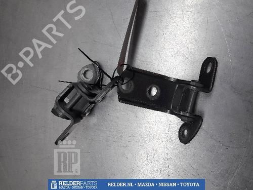 Used Hinge/Door check strap TOYOTA YARIS (_P13_) 1.3 (NSP130_, NSP130) (99 hp) 22157733