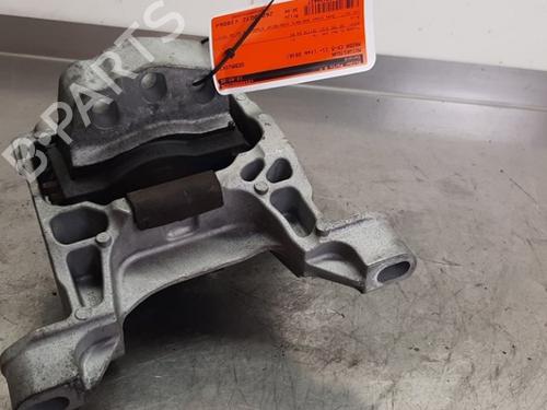 Engine mount MAZDA CX-5 (KE, GH) 2.2 D AWD (KE102) | BP32274792M89