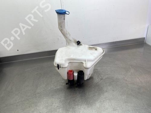 Used Windscreen washer tank Windscreen washer tank TOYOTA YARIS (_P9_) 1.3 VVT-i (SCP90_, SCP90R) (87 hp) 36489041 36489041