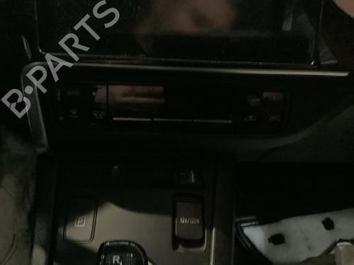 Used Climate control Climate control 22169724 22169724
