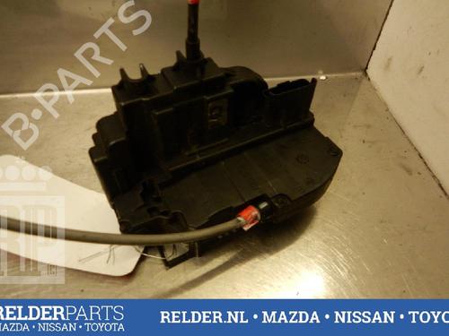 Used Front right lock NISSAN NOTE (E11, NE11) 1.6 (110 hp) 22141722