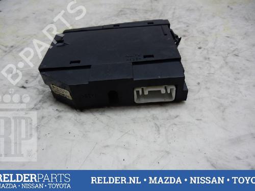 Switch TOYOTA AVENSIS Estate (_T25_) 2.0 D-4D (CDT250_, CDT250R) | BP22145224I30 