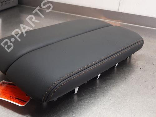 Armrest / Center console MAZDA CX-60 (KH_) e-SKYACTIV PHEV (KH0H) | BP31138133I20 - Image 4
