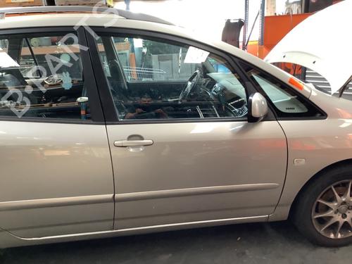 right-front-door-toyota-corolla-verso-_e12_-2001-2002-2003-2004-2005-2006-2007-27476159 main image
