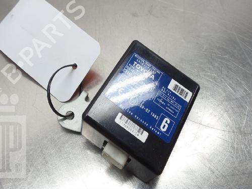 Used Control unit Control unit TOYOTA PRIUS Liftback (_W2_) 1.5 Hybrid (NHW20_, NHW20R) (112 hp) 22153496 22153496