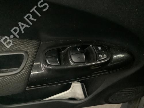 Switch NISSAN JUKE (F15) 1.6 | BP22164445I30 