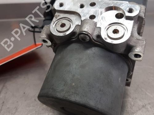 Used ABS pump ABS pump TOYOTA URBAN CRUISER (_P1_) 1.33 (NSP110_, NSP110) (101 hp) 33411339 33411339