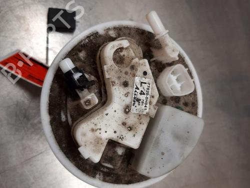 Used Fuel pump TOYOTA AYGO (_B4_) 1.0 (KGB40) (69 hp) 22165197