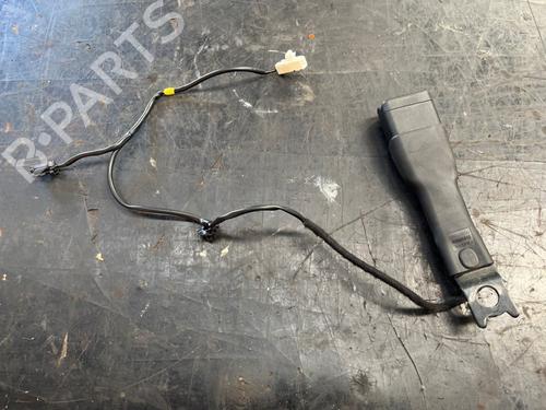 seat-buckle-toyota-aygo-_b4_-2014-28048950 main image