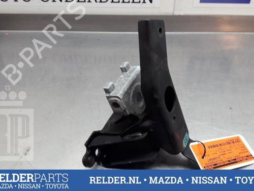 Used Engine mount TOYOTA YARIS (_P13_) 1.0 (KSP130_, KSP130) (69 hp) 22160463