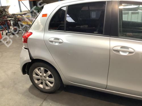Right rear door TOYOTA YARIS (_P9_) 1.33 VVT-i (NSP90_, NSP90R) | BP29384652C5 