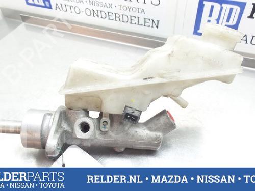 Brake master cylinder TOYOTA AVENSIS Estate (_T25_) 2.0 D-4D (CDT250_, CDT250R) | BP22145230M77 
