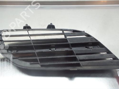 Grille NISSAN ALMERA TINO (V10) 2.0 | BP22153645C40 