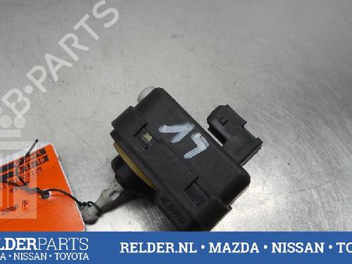 Used Headlight adjuster motor NISSAN NOTE (E11, NE11) 1.4 (88 hp) 22136779