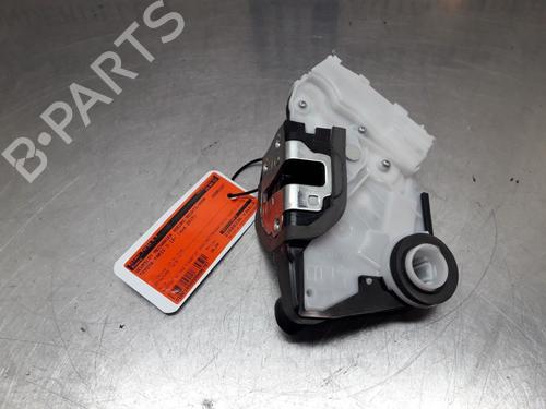 Used Front right lock TOYOTA YARIS (_P13_) 1.5 Hybrid (NHP130_) (101 hp) 22166022