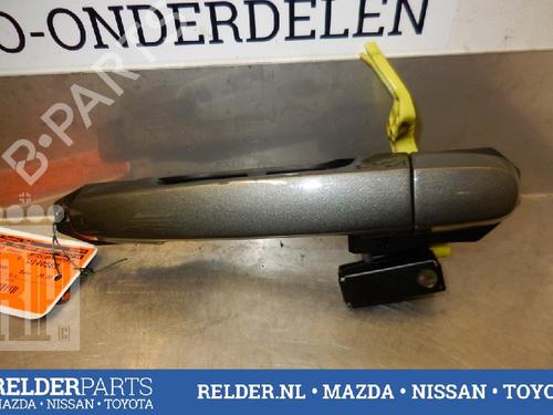 Rear right exterior door handle TOYOTA COROLLA Verso (ZER_, ZZE12_, R1_) 2.2 D-4D (AUR10_, AUR10R) | BP22147918C130 