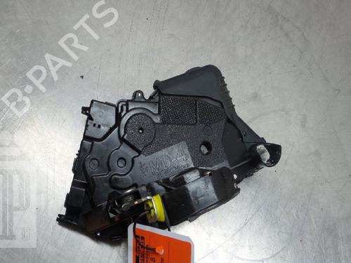Used Front left lock TOYOTA YARIS (_P9_) 1.0 VVT-i (KSP90_, KSP90R) (69 hp) 22151522
