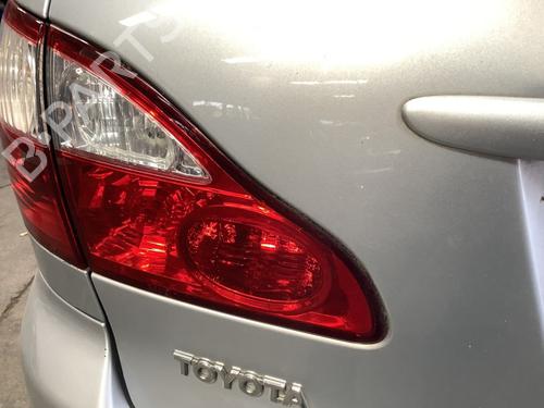 Left taillight TOYOTA AVENSIS VERSO (_M2_) 2.0 VVT-i (ACM20_, ACM20R) | BP29384628C34 