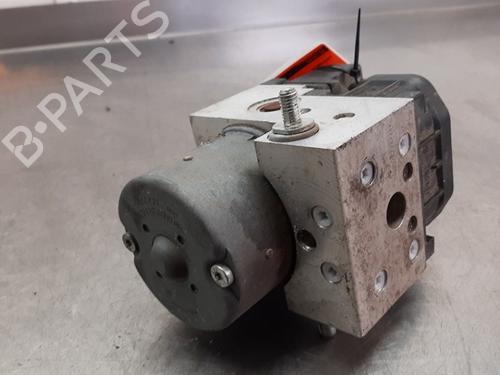 Módulo de ABS TOYOTA YARIS (_P1_) 1.3 (SCP12_, SCP13_, SCP12R, SCP13R) (87 hp) 33120066