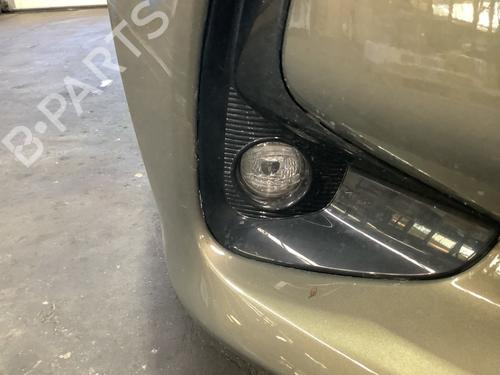 Used Right front fog light TOYOTA YARIS (_P21_, _PA1_, _PH1_) 1.5 Hybrid (MXPH10, MXPH11) (116 hp) 30052319