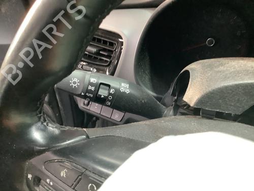 Used Steering column stalk Steering column stalk KIA STONIC (YB) 1.4 CVVT (99 hp) 30340084 30340084