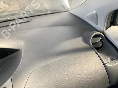 Used Passenger airbag TOYOTA YARIS (_P9_) 1.0 VVT-i (KSP90_, KSP90R) (69 hp) 30811306