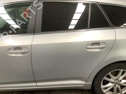 Puerta trasera izquierda Puerta trasera izquierda TOYOTA AVENSIS Estate (_T27_) 1.8 VVT-i (ZRT271_, ZRT271R) (147 hp) 34182875 34182875