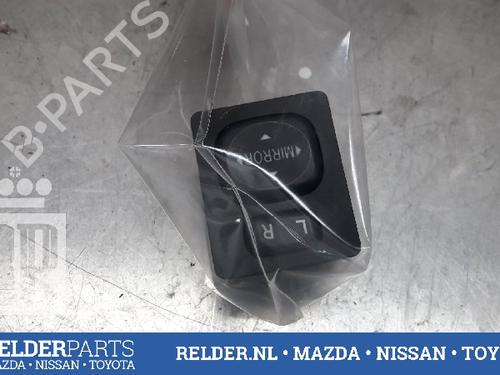 Used Mirror switch TOYOTA AURIS Estate (_E18_) 1.8 Hybrid (ZWE186_, ZWE186R, ZWE186H) (136 hp) 22160330