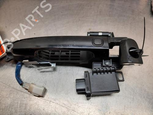 Used Front left exterior door handle TOYOTA RAV 4 III (_A3_) 2.0 (ZSA35_, ZSA35R) (158 hp) 22166895