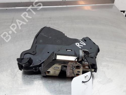 Used Front right lock TOYOTA COROLLA Verso (ZER_, ZZE12_, R1_) 1.6 (ZNR10_, ZNR10R) (110 hp) 22162690