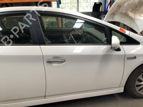Used Right front door Right front door 38286416 38286416