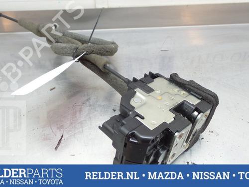 Used Front right lock NISSAN NV200 Van 1.5 dCi 85 (M20, M20N, M20M) (86 hp) 22151175