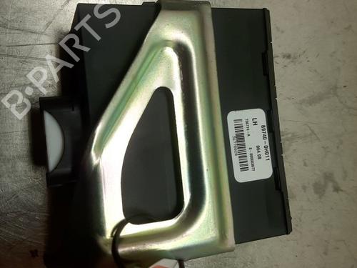 Used Electronic module TOYOTA AYGO (_B1_) 1.0 (KGB10_, KGB10R) (68 hp) 23272329