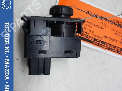 Used Mirror switch NISSAN ALMERA TINO (V10) 2.0 (136 hp) 22141989