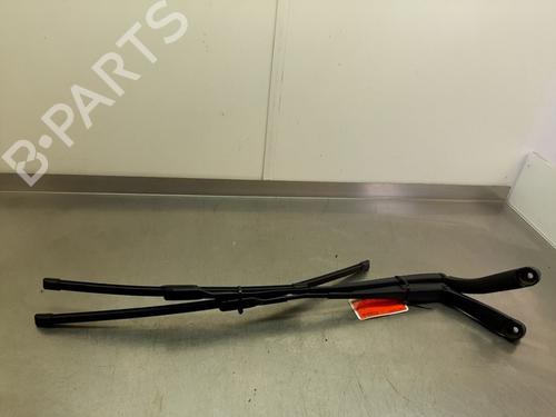 Used Front windshield wiper arm KIA SPORTAGE V (NQ5) 1.6 T-GDi Hybrid (230 hp) 29160073