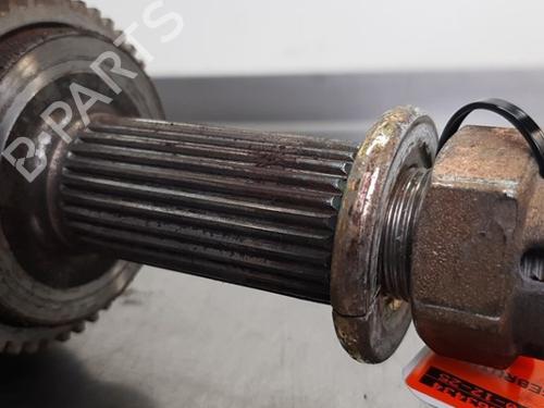Used Right rear driveshaft Right rear driveshaft HYUNDAI TUCSON (JM) 2.7 All-wheel Drive (175 hp) 31027589 31027589