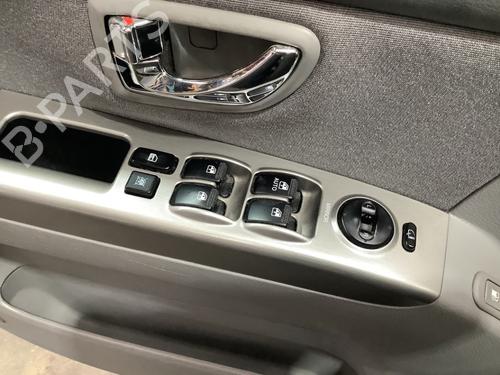 Used Switch KIA SORENTO I (JC) 3.5 V6 4WD (194 hp) 29698525