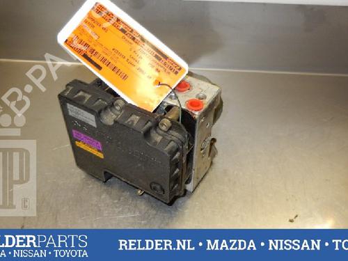 Used ABS pump ABS pump TOYOTA YARIS VERSO (_P2_) 1.4 D-4D (NLP20_, NLP22_) (75 hp) 22137026 22137026