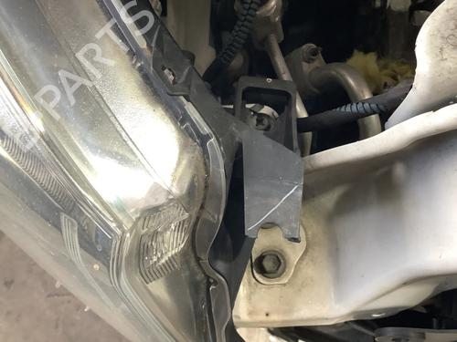 Right headlight TOYOTA YARIS (_P9_) 1.33 VVT-i (NSP90_, NSP90R) | BP29917335C29