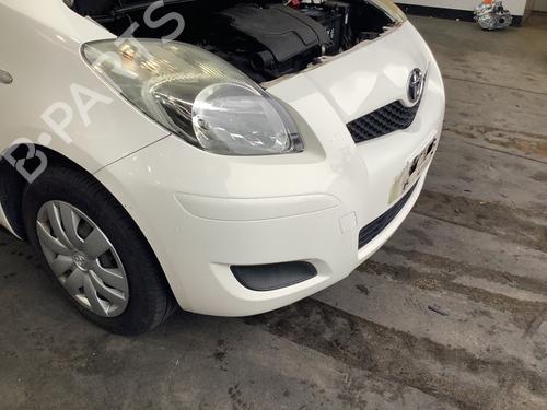 Używane Zderzak przedni TOYOTA YARIS (_P9_) 1.0 VVT-i (KSP90_, KSP90R) (69 hp) 29917260