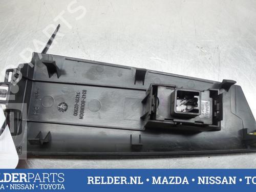 Used Switch TOYOTA COROLLA (_E12_) 1.4 D (NDE120_, NDE120R) (90 hp) 22153129