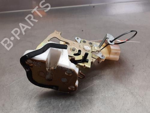 Venstre bak lås TOYOTA YARIS (_P1_) 1.3 (SCP12_, SCP13_, SCP12R, SCP13R) (87 hp) 33120061