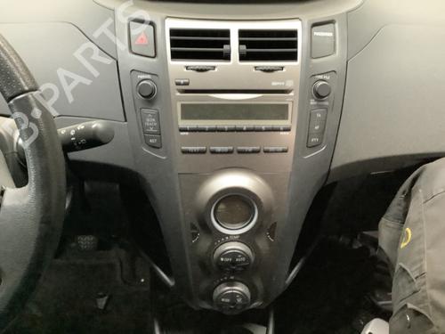 Climate control TOYOTA YARIS (_P9_) 1.33 VVT-i (NSP90_, NSP90R) | BP22163711I5 