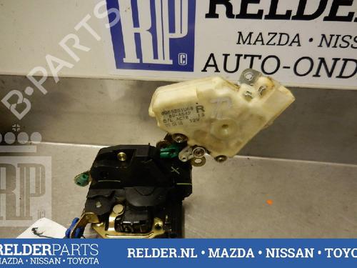 Used Front right lock NISSAN ALMERA II Hatchback (N16) 1.8 (114 hp) 22146206