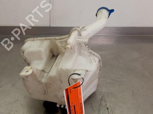 windscreen-washer-tank-toyota-yaris-_p9_-2005-2006-2007-2008-2009-2010-2011-2012-2013-2014-29384577 main image