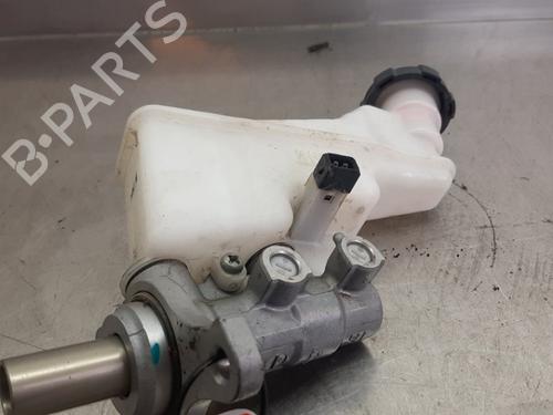 Used Brake master cylinder Brake master cylinder KIA RIO IV (YB, SC, FB) 1.0 T-GDI 100 (101 hp) 34005820 34005820
