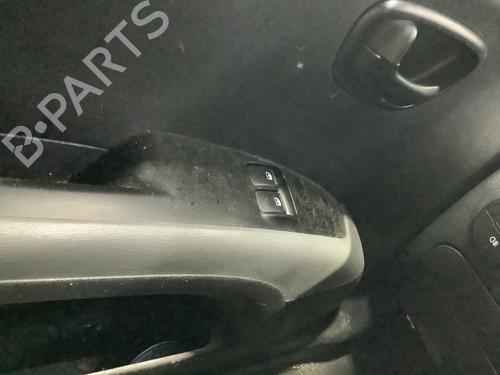 Kombi Kontakt / Stilkkontakt Kombi Kontakt / Stilkkontakt 39531646 39531646