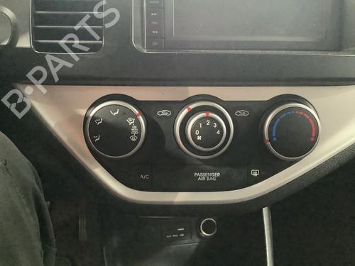 Used Climate control Climate control 39637586 39637586