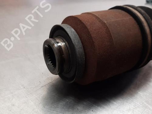 Used Right front driveshaft Right front driveshaft HYUNDAI TUCSON (JM) 2.7 All-wheel Drive (175 hp) 31027596 31027596